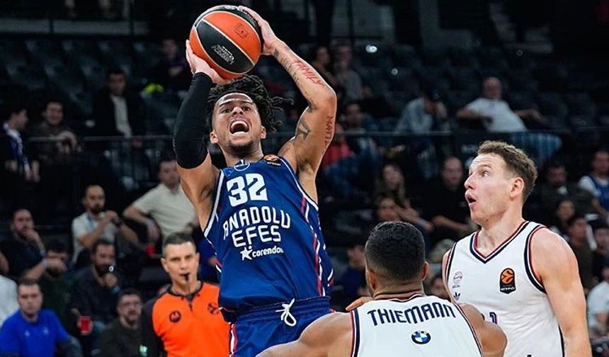 Anadolu Efes, EuroLeague’de Zalgiris’i 85-70 mağlup etti