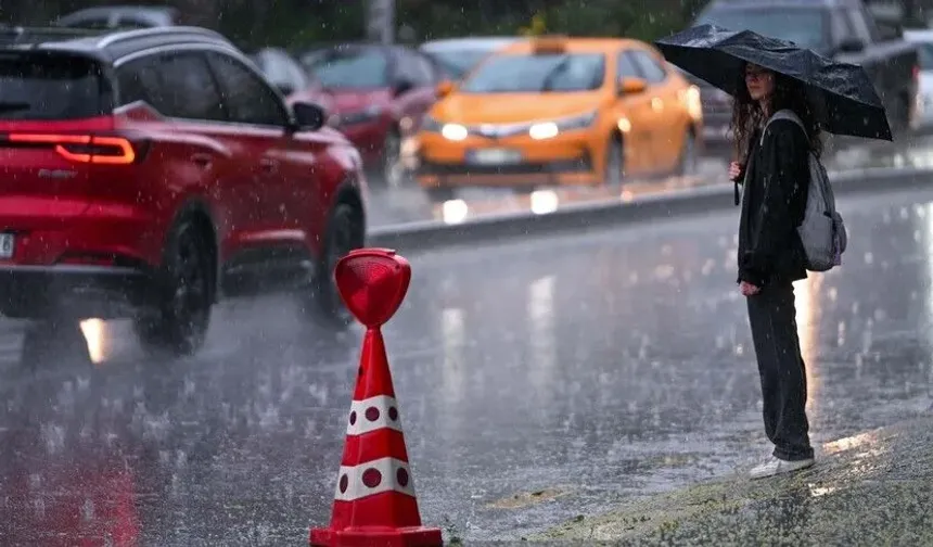 Meteoroloji'den kuvvetli yağış ve fırtına uyarısı: 29 Ekim 2026 Perşembe hava durumu